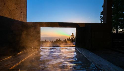 Deluxe Villa with Open-Air Bath - Grandevue