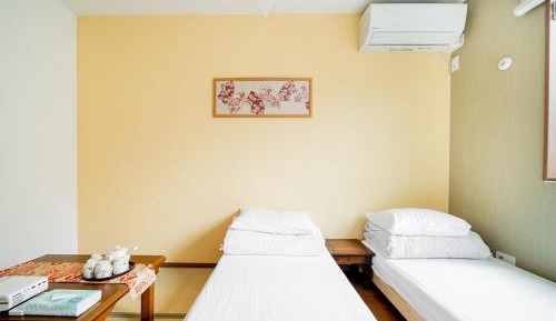 Twin Room with Private Bathroom