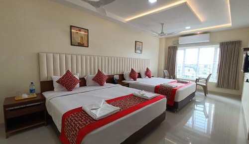 Deluxe Family Room