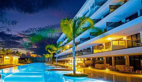 Apartment with Pool View 