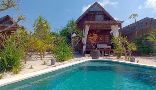 Cottage with Garden View