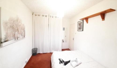 Standard Double Room with Shared Bathroom