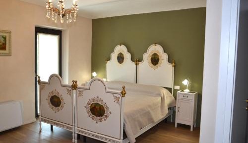 King Room with Mountain View