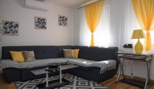 One Bedroom Apartment