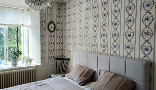 Standard Double Room with Shared Bathroom