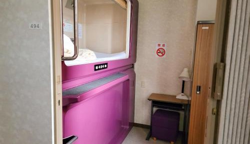 Private Capsule Room for Male - Upper Level 