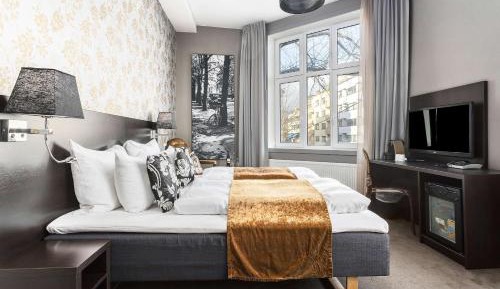 Standard King Room