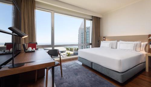 Premium Room River View