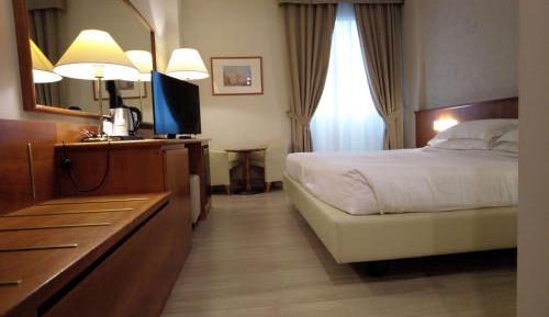 Standard King Room with Extra Bed