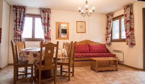 Apartment (6 Adults)