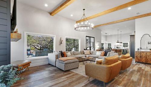 Four-Bedroom Holiday Home