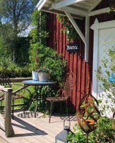 Apartment with Garden View