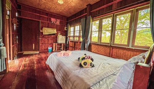 One-Bedroom Bungalow