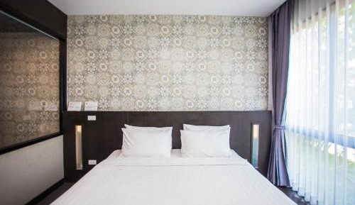 Deluxe Double or Twin Room with Garden View
