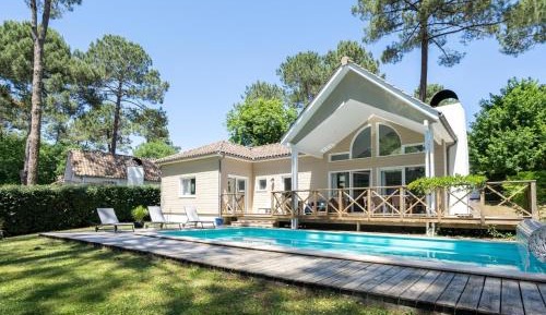 Holiday Home (6 Adults)