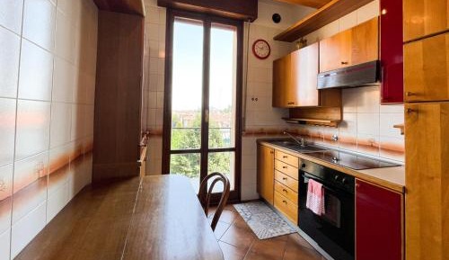 Single Room with Shared Bathroom