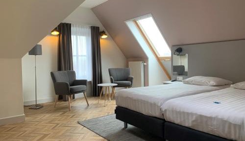 Suite (no pets allowed)