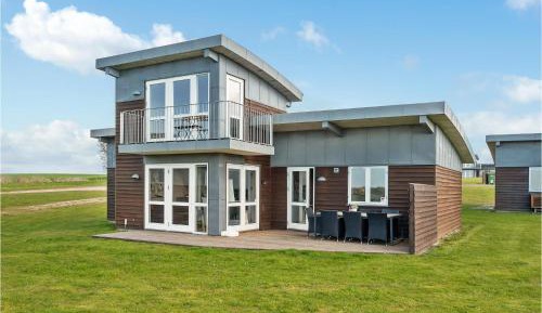 Four-Bedroom Holiday Home
