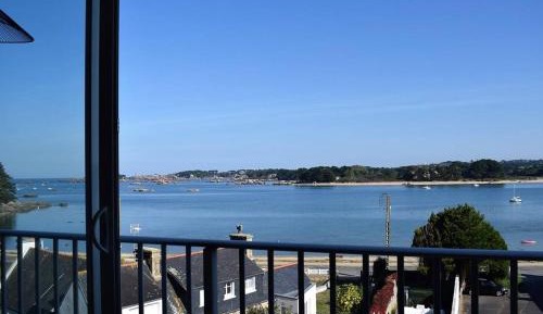 Apartment (2 Adults)