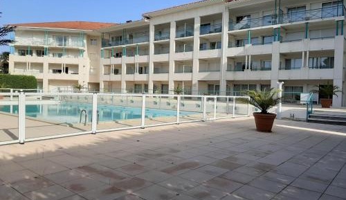 Apartment (4 Adults)