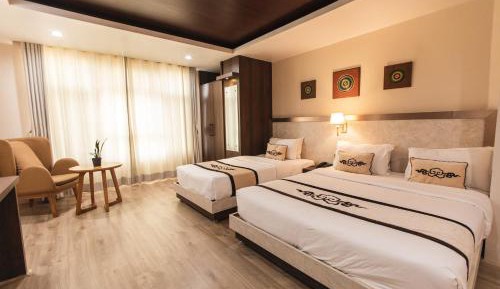 Deluxe Double or Twin Room