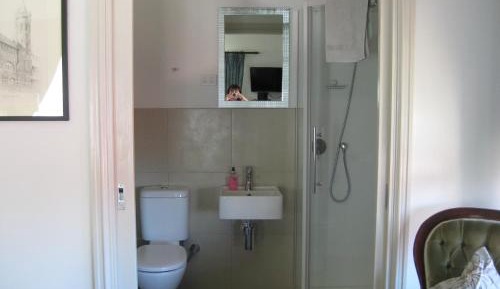 Deluxe Queen Suite with Harbor View