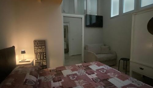 Deluxe Double Room with Shower