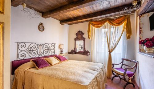 Superior One-Bedroom Apartment