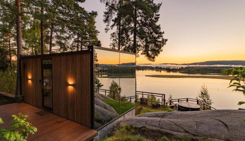 Cottage (4 Adults)