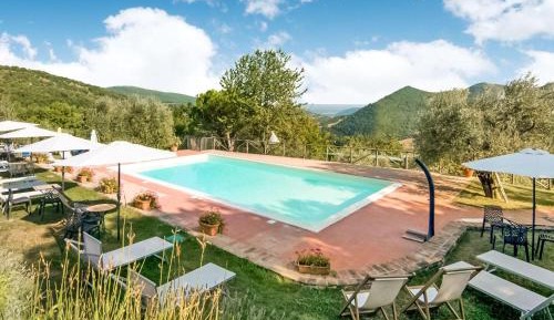 Three-Bedroom Holiday Home 