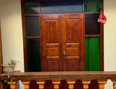 Deluxe Double Room (2 Adults + 1 Child)