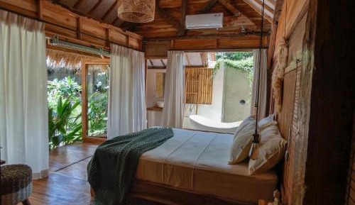 Deluxe Double Room with Bath