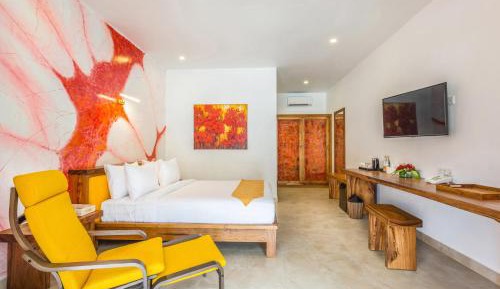 Deluxe Room With Pool View (Adult Only)