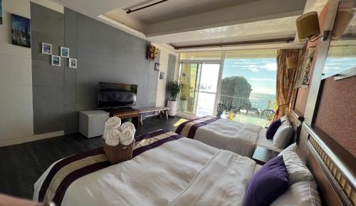 Quadruple Room with Sea View