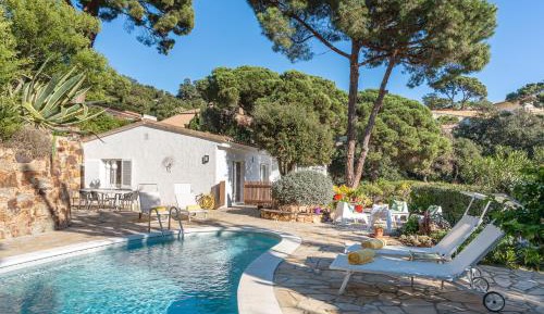 Villa with Sea View