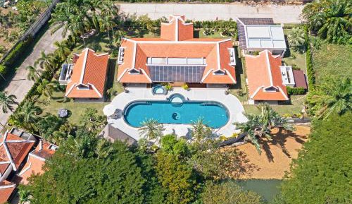 Villa with Private Pool