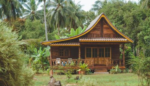 Villa with Garden View