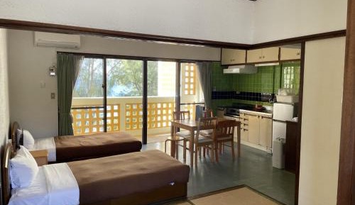 Twin Room with Tatami Area