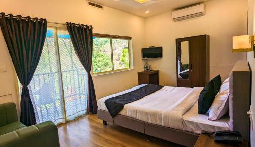 Suite with River View