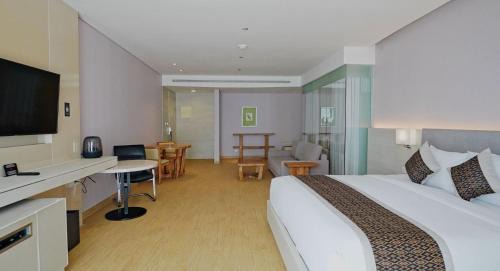 Junior Suite, 1 Bedroom Suite, 1 King 