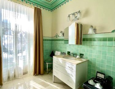 Historic Junior Suite