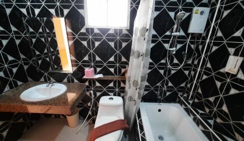 Twin Room with Private Bathroom