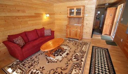 One-Bedroom Cabin
