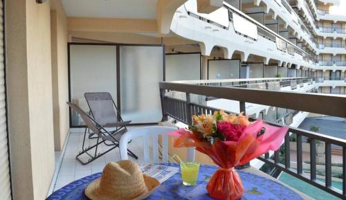 Apartment (4 Adults)