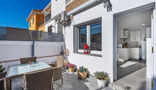 Superior One-Bedroom Apartment