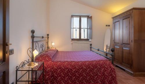 Large One-Bedroom Apartment