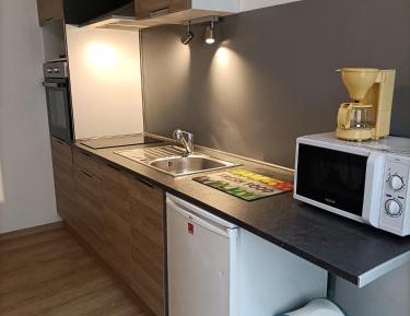 Apartment with Shower