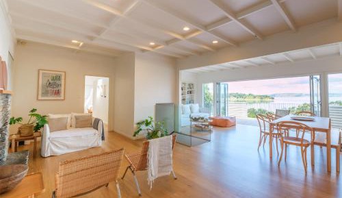 Villa with Sea View
