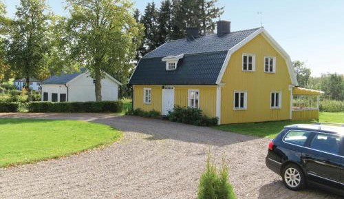 Four-Bedroom Holiday Home