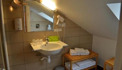 Family Room with Sea View (5 adults)